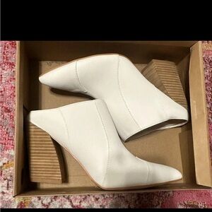 Mi.iM White Heeled Ankle Boots